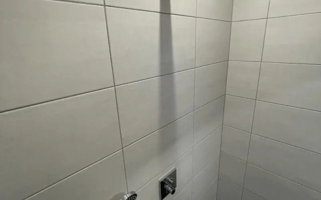 IQ Hotel