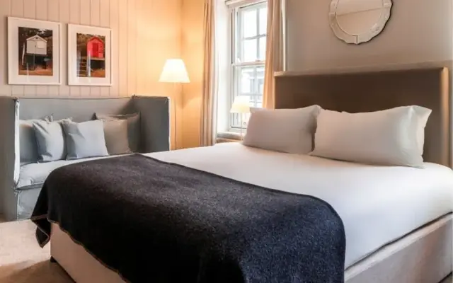 The Crown hotel