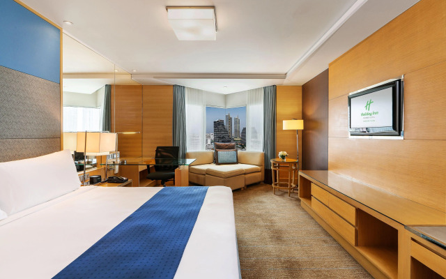 Holiday Inn Bangkok Silom by IHG