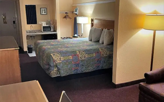 Marina Inn