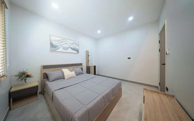 Songmee Pool Villa Nikompattana