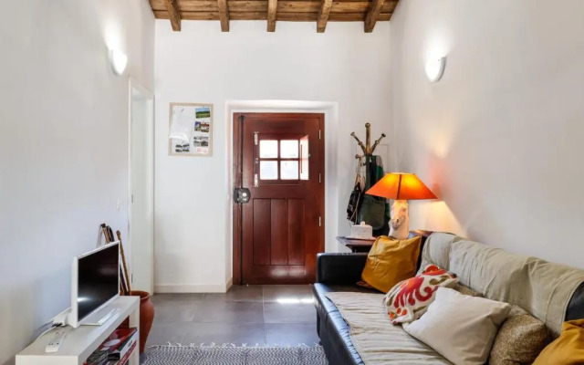 Casa da Fonte / Fountain House