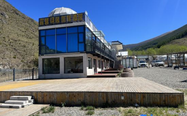 Wutai Mountain Early Planting Late Harvest RV Hotel