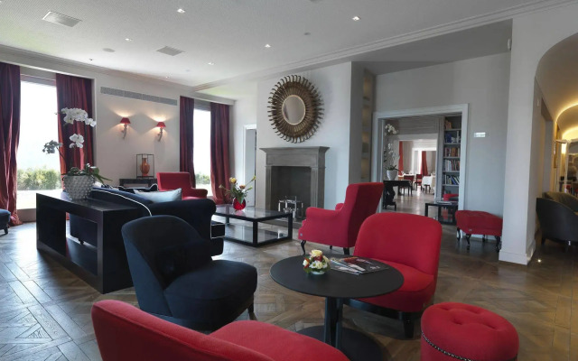 Resort Collina d'Oro, Starhotels Collezione