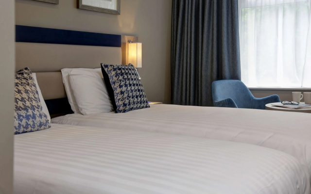 Linton Lodge Hotel, BW Signature Collection