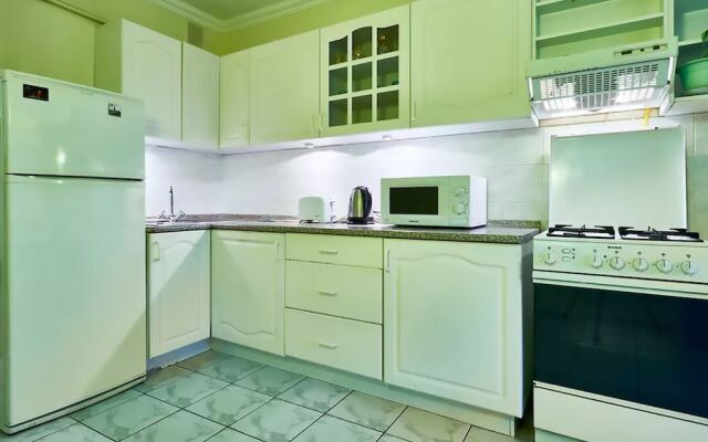 Home-Hotel Nizhniy Val 41-1 Киев