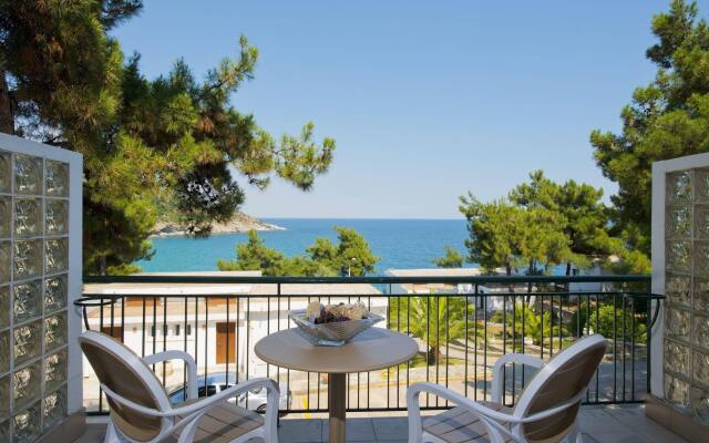 Отель Bomo Tosca Beach