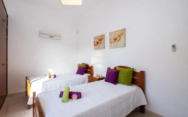 Villa Saint John