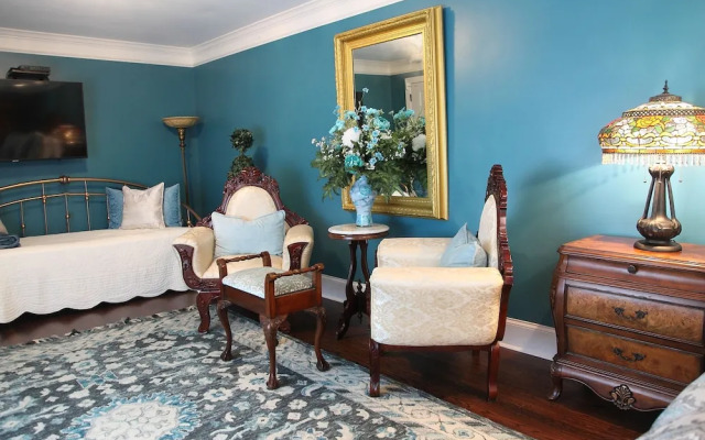 Belle Air Mansion