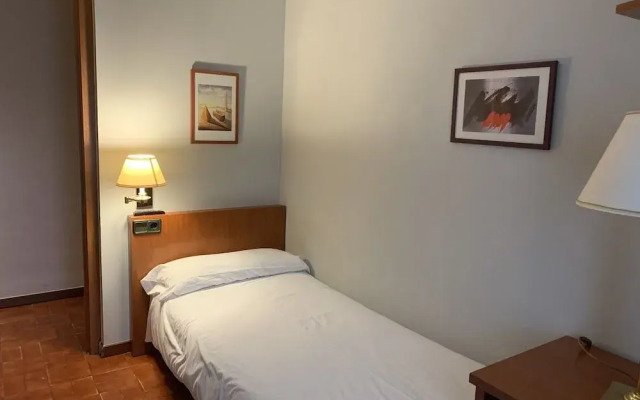 Hostal Roma