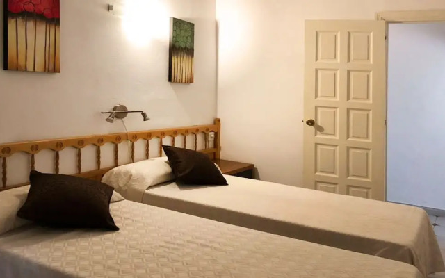 Granada Apartments