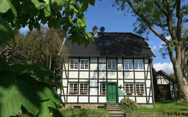 Ferienhaus am Menzerather Weiher