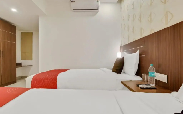 The Grand Continent by OYO Rooms