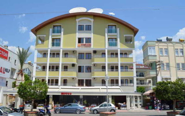 Mitos Apart & Hotel вид на фасад