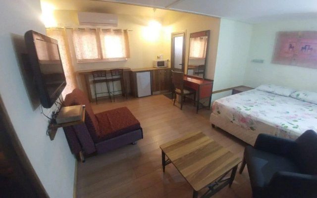 Arava Hostel