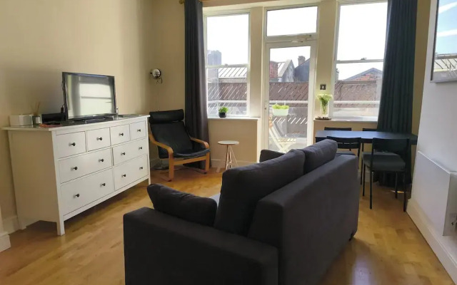 Cardiff Apt - Sleeps 6 - Castle & Stadium Nearby