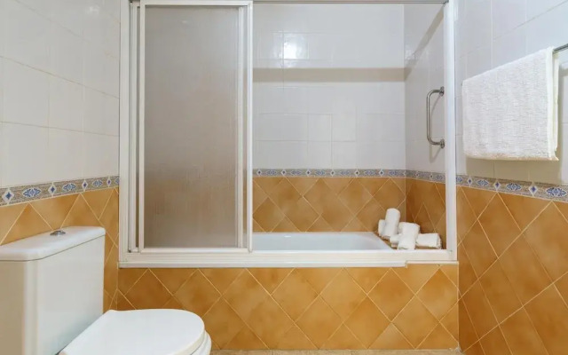 Apartment Directly on the Boulevard of La Cala
