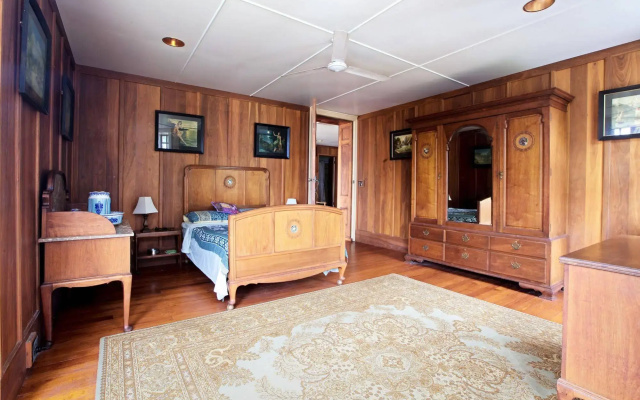 Oceania House