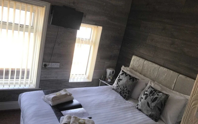 Residency hotel and Bar