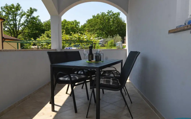 Radovani Peaceful and Serene Apartment With Terrace