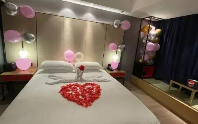 Boyi Yueju Hotel 【Yiwu International Trade City 】