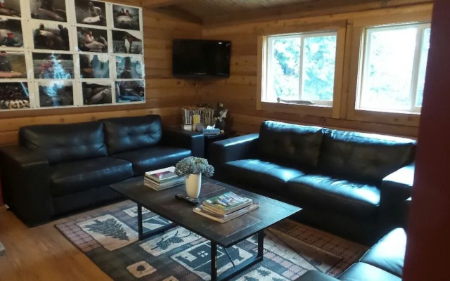 Kitimat Lodge