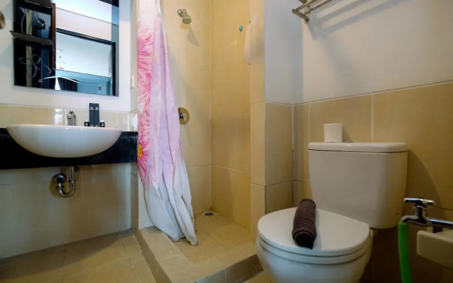 Simple And Comfort Studio Apartment At Mangga Dua Residence