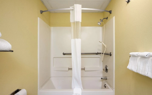 Days Inn Richburg