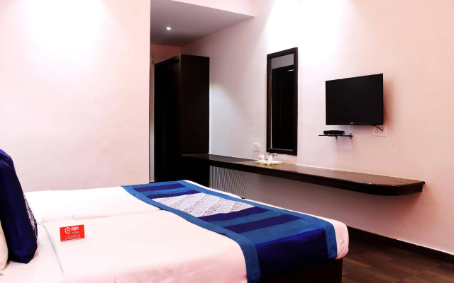 OYO Rooms Court Circler