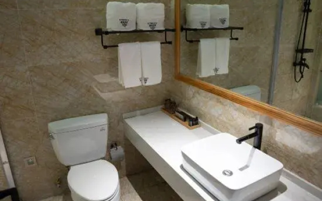 lMMAXE E-sports Hotel