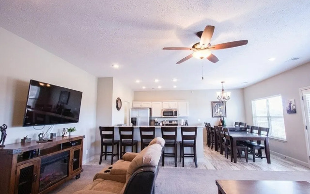 Top Tee D 3 Bedroom Condo