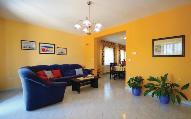 Awesome Home in Labin With Wifi and 3 Bedrooms