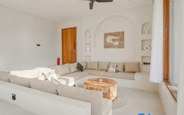 Tropical Bliss Getaway - A Luxury Private Villa By Balinest Villas