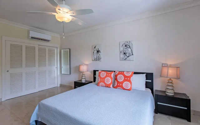Waterside 303
