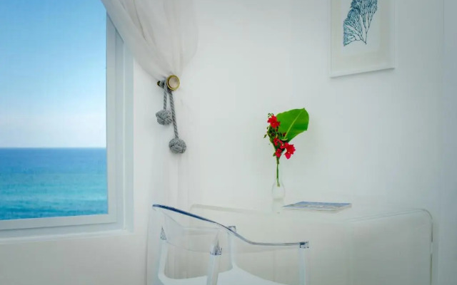 Ocho Rios Penthouse at Whispering Seas