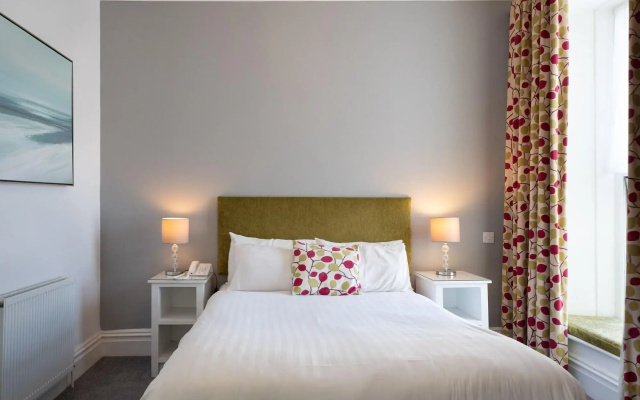 The Cliff Hotel & Spa