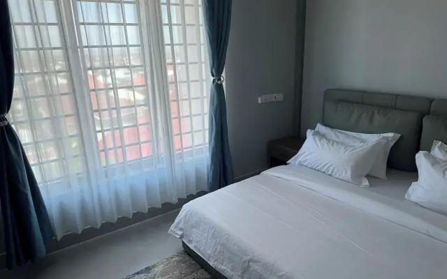 Eastern City Apartments