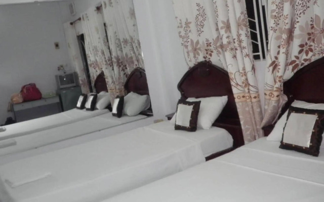 Long Hostel