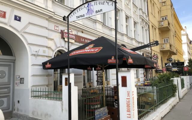Апартаменты On the Top Apartments вид на фасад