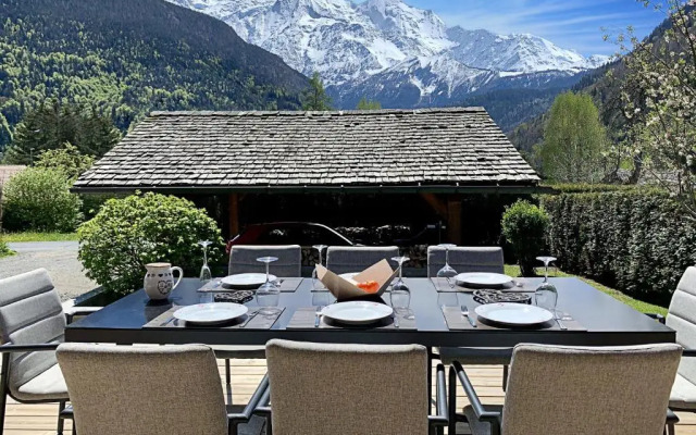 Alpen Lounge