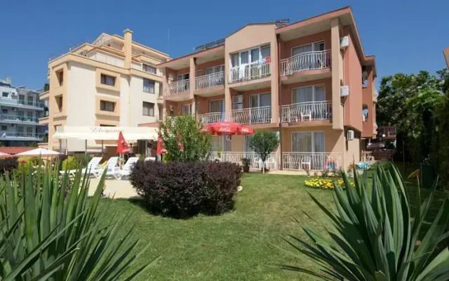 Elegance Family Hotel