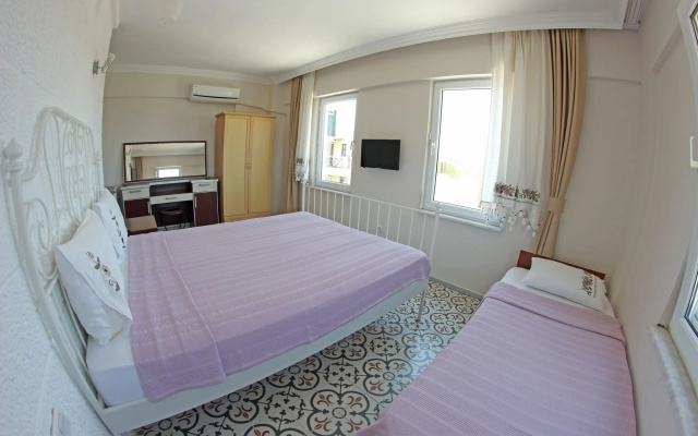 Ahinos Butik Hotel