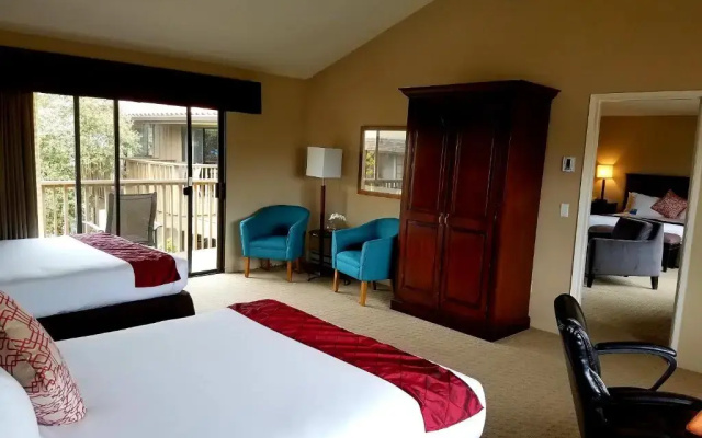 Adobe Inn