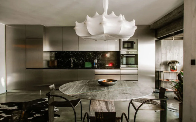Luxury Waterfront Loft With Panoramic Views