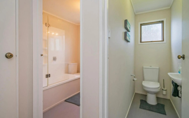 Jewel on Crown Reef - Pauanui Holiday Home