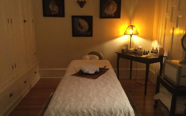 Grey Gables Inn