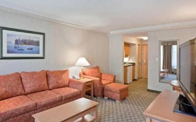 Holiday Inn North Vancouver By IHG
