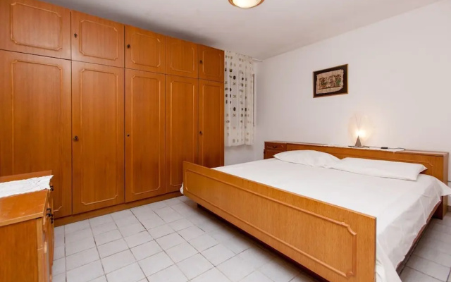 Apartments Sima