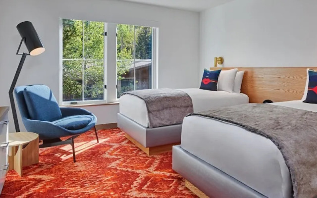 Downtown Aspen Luxury 3 Bedroom Residence
