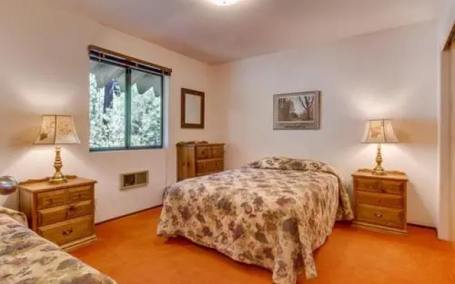 Donner Lake Cedar Lodge
